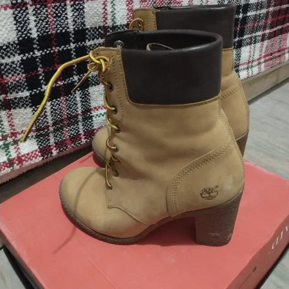 Timberland boots - Picture 2 of 2